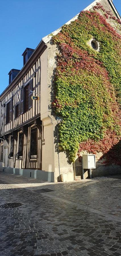 Au Chambellan Bed & Breakfast Ay-Champagne Exterior photo